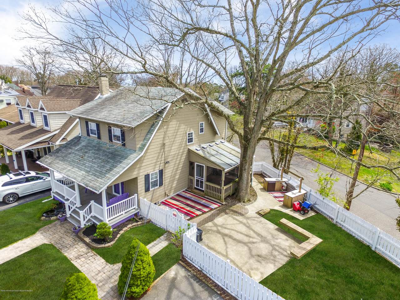 406 Fairfield Way - Photo 1