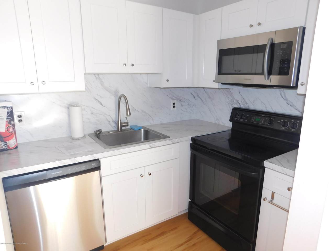 14 Minnesota Avenue - Photo 1