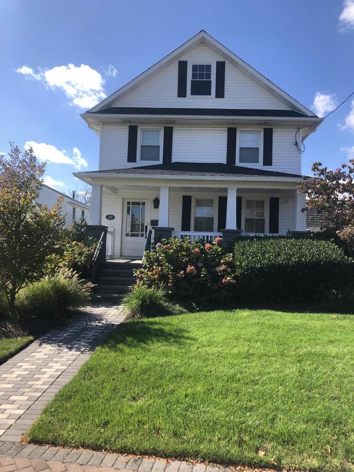 215 Main Street - Photo 1