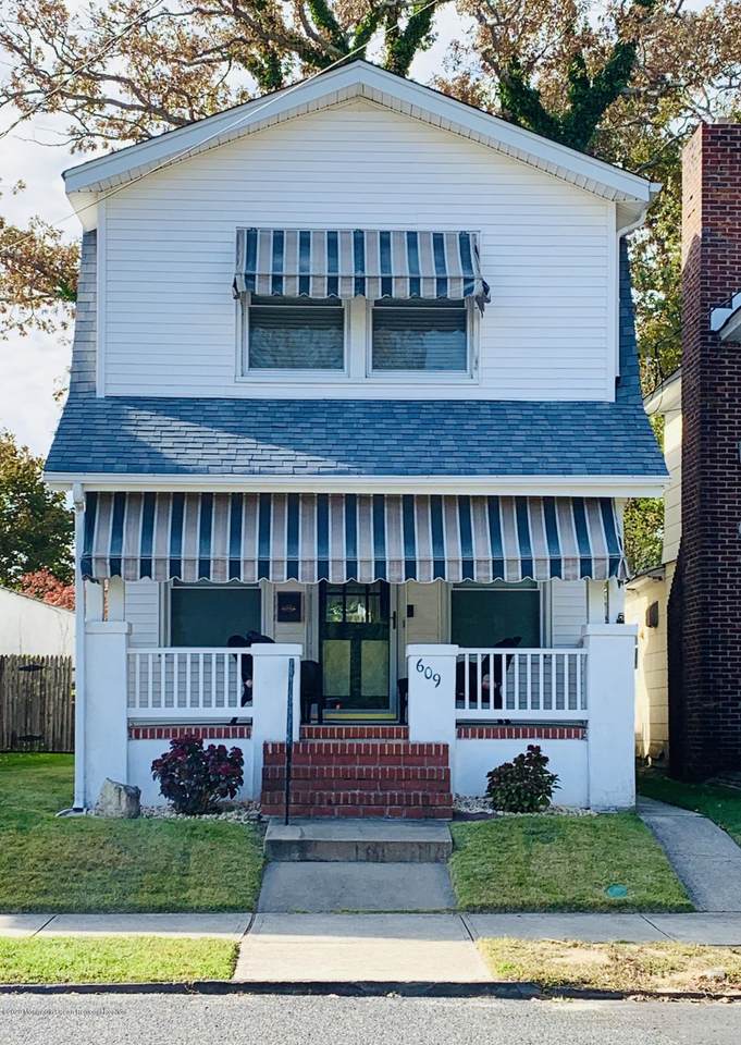 609 5th Avenue - Photo 1