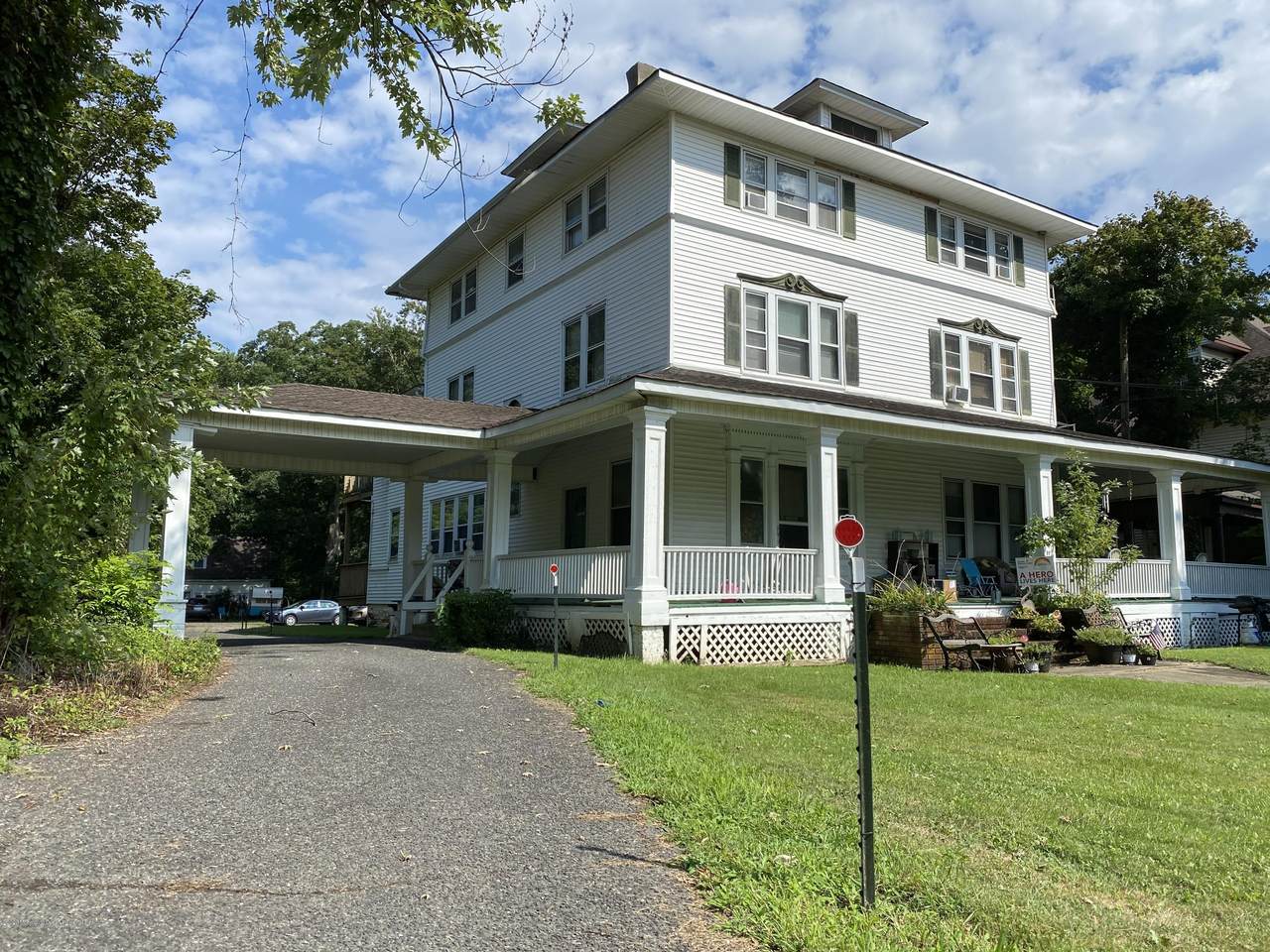 643 Westwood Avenue - Photo 1