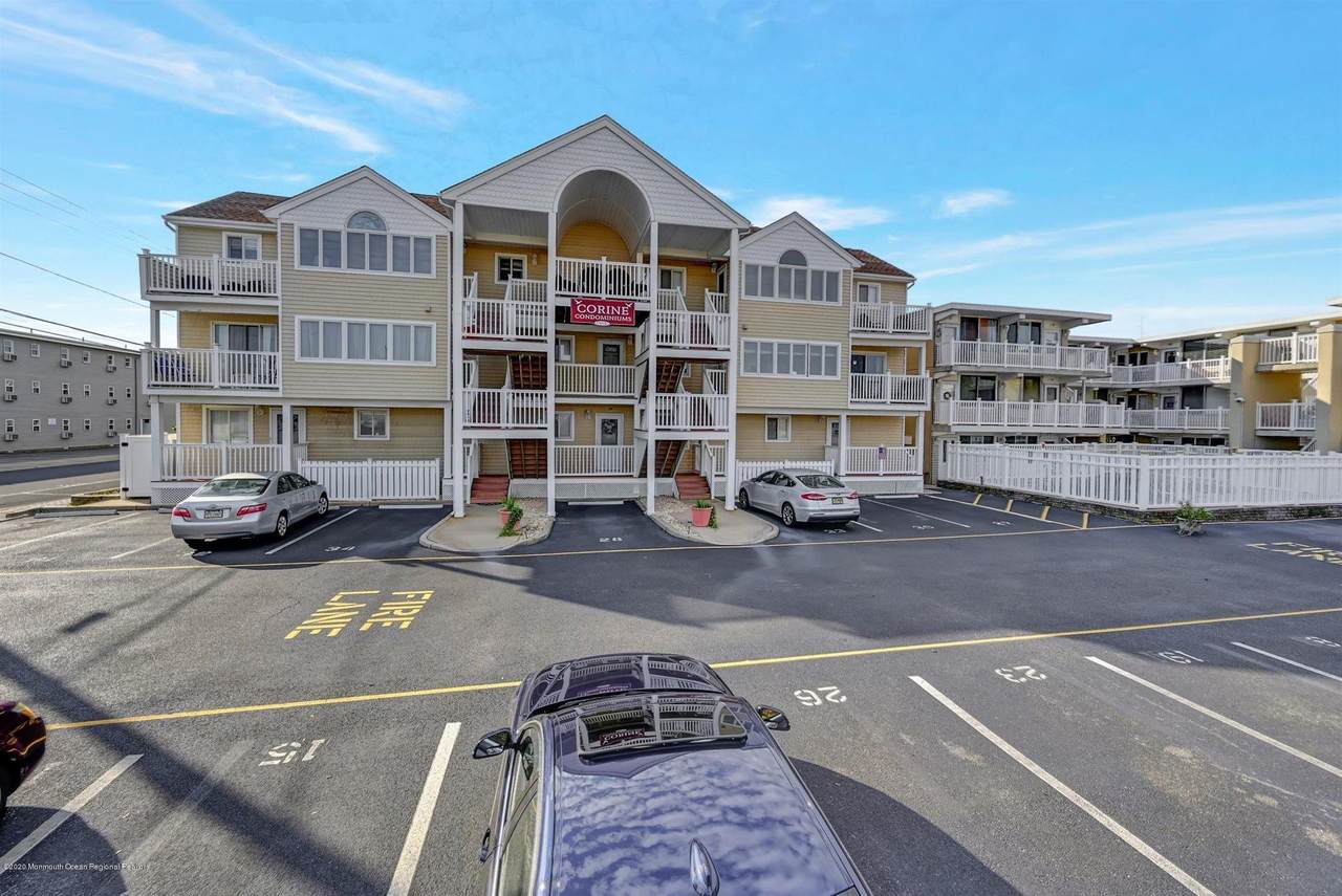 1501 Boulevard - Photo 1