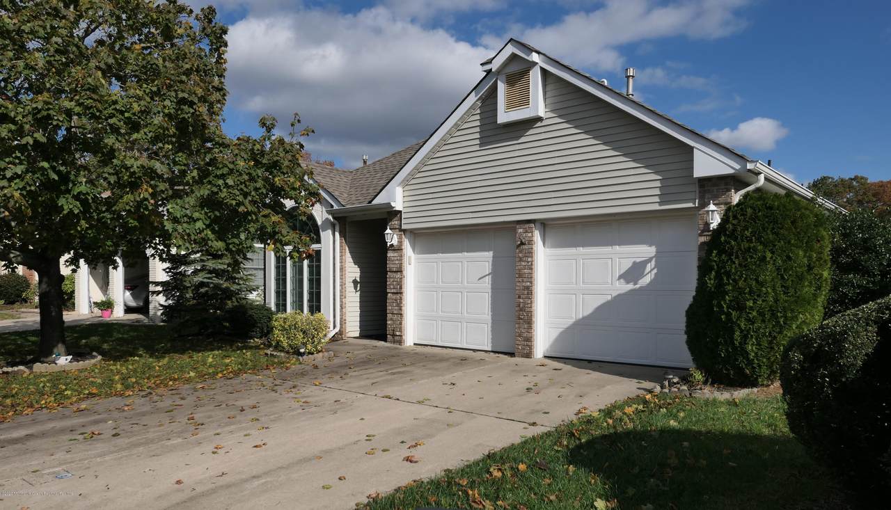 1668 Sweetbay Drive - Photo 1