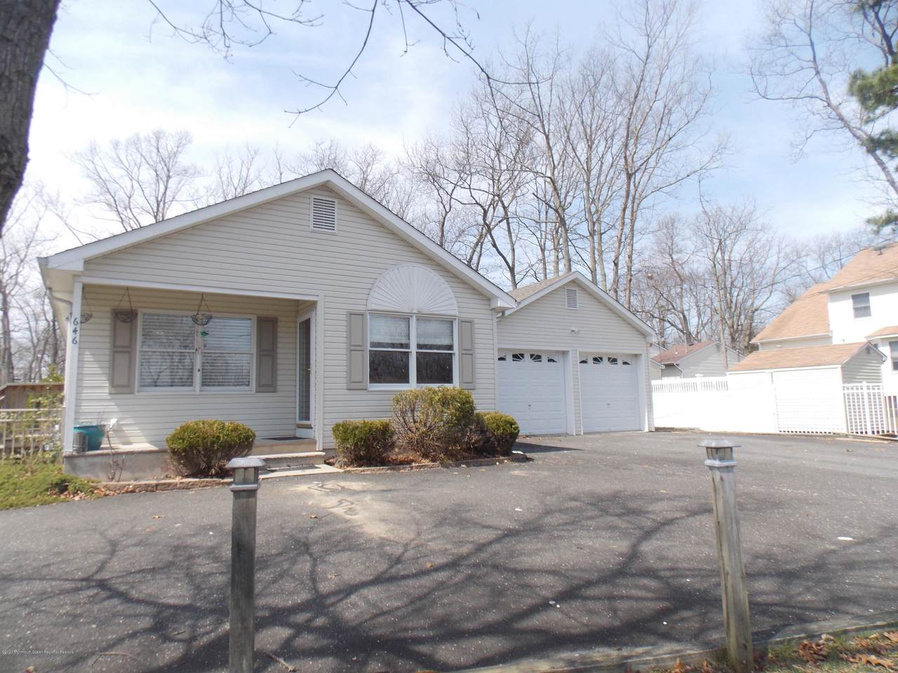 646 Deerhead Lake Drive - Photo 1