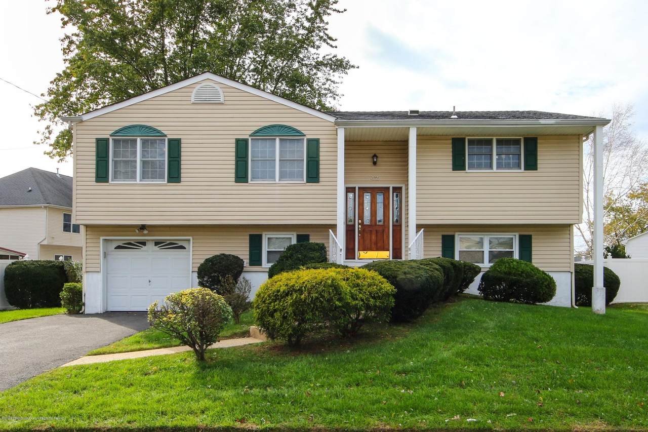 42 Galway Drive - Photo 1