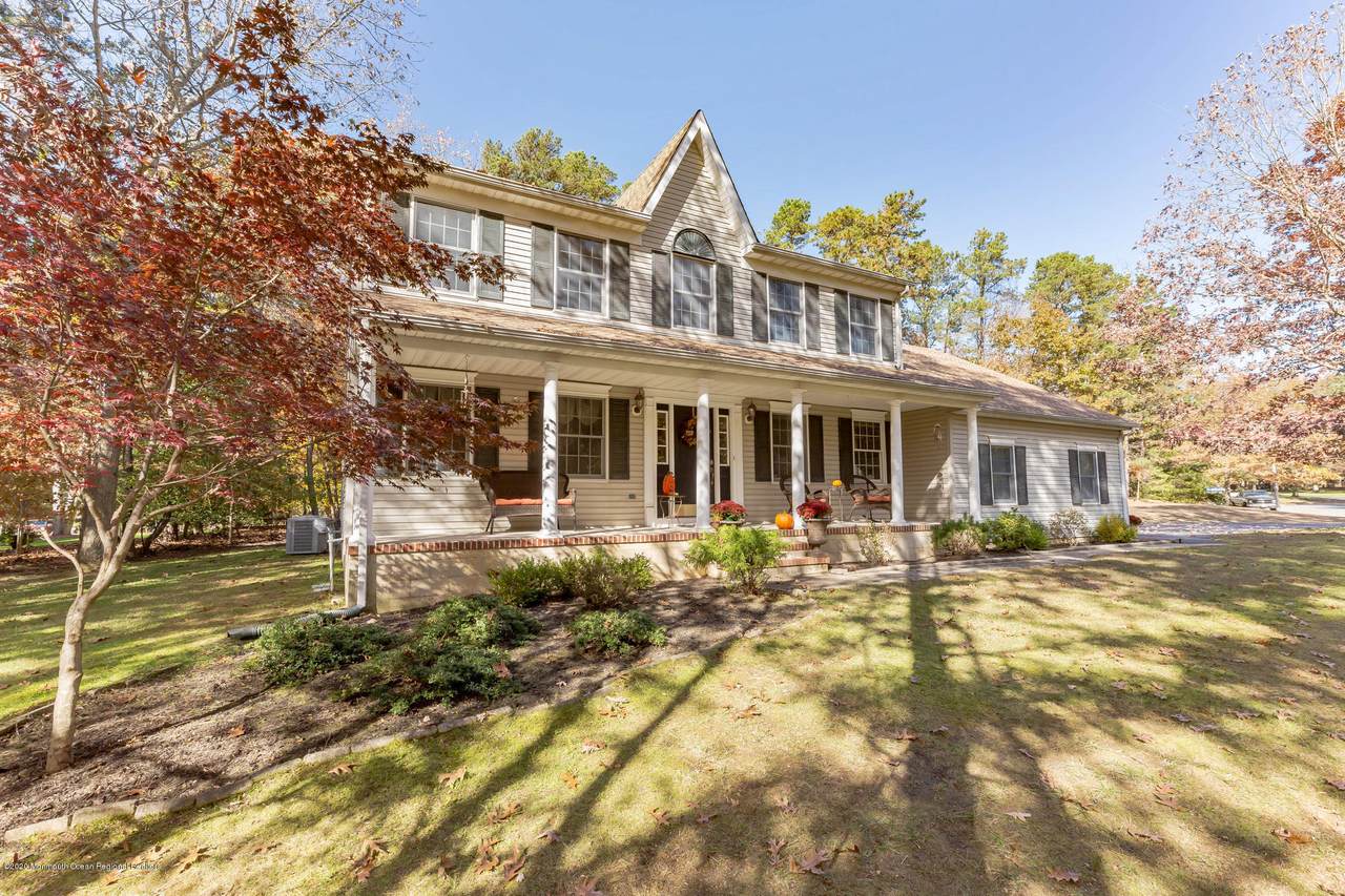 14 Woods Road - Photo 1