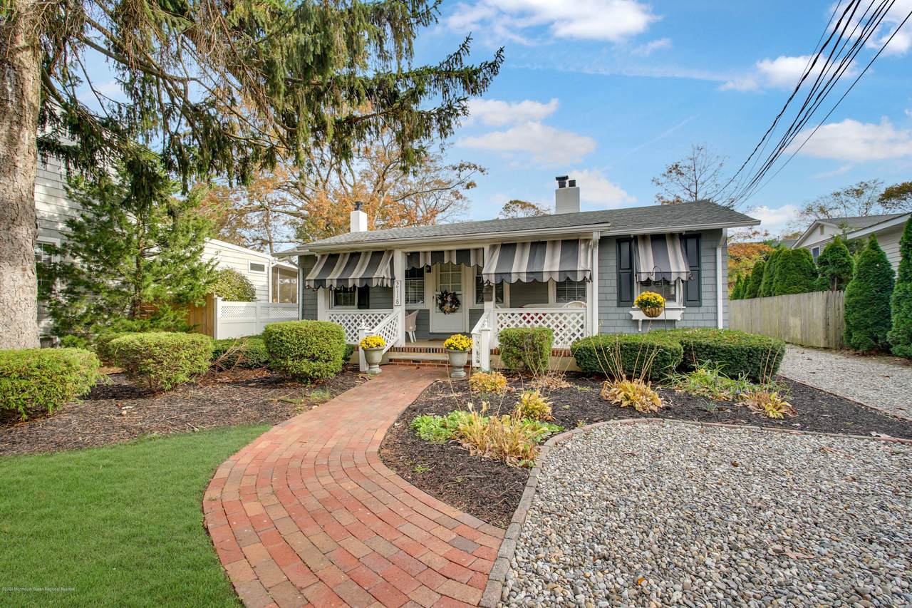 2118 Edgewood Place - Photo 1