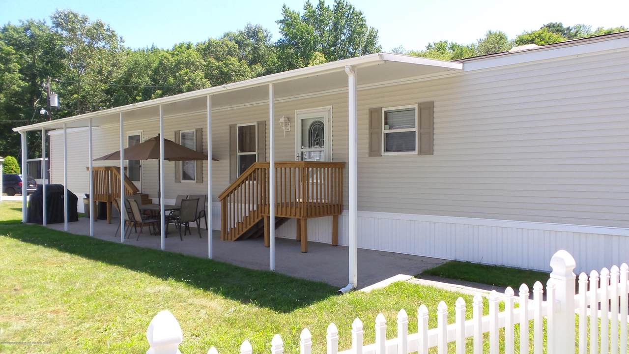 24 Grace Lane - Photo 1