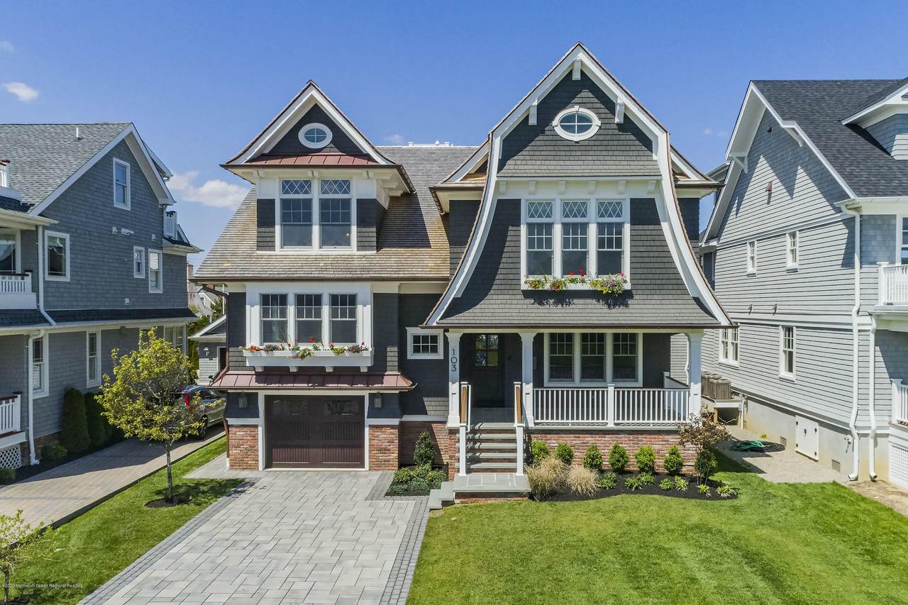 103 Seaside Place - Photo 1