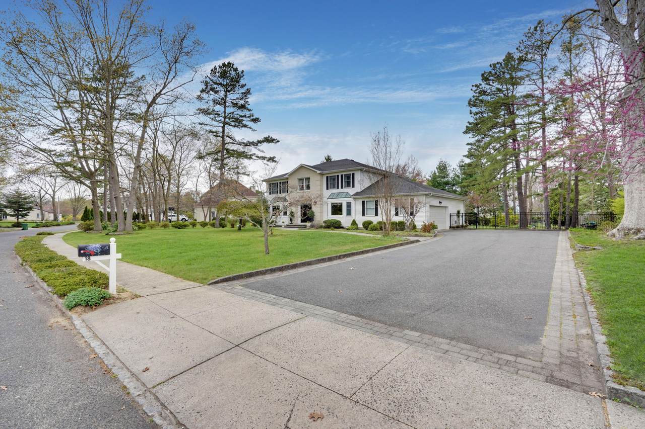 18 Sandy Lane - Photo 1