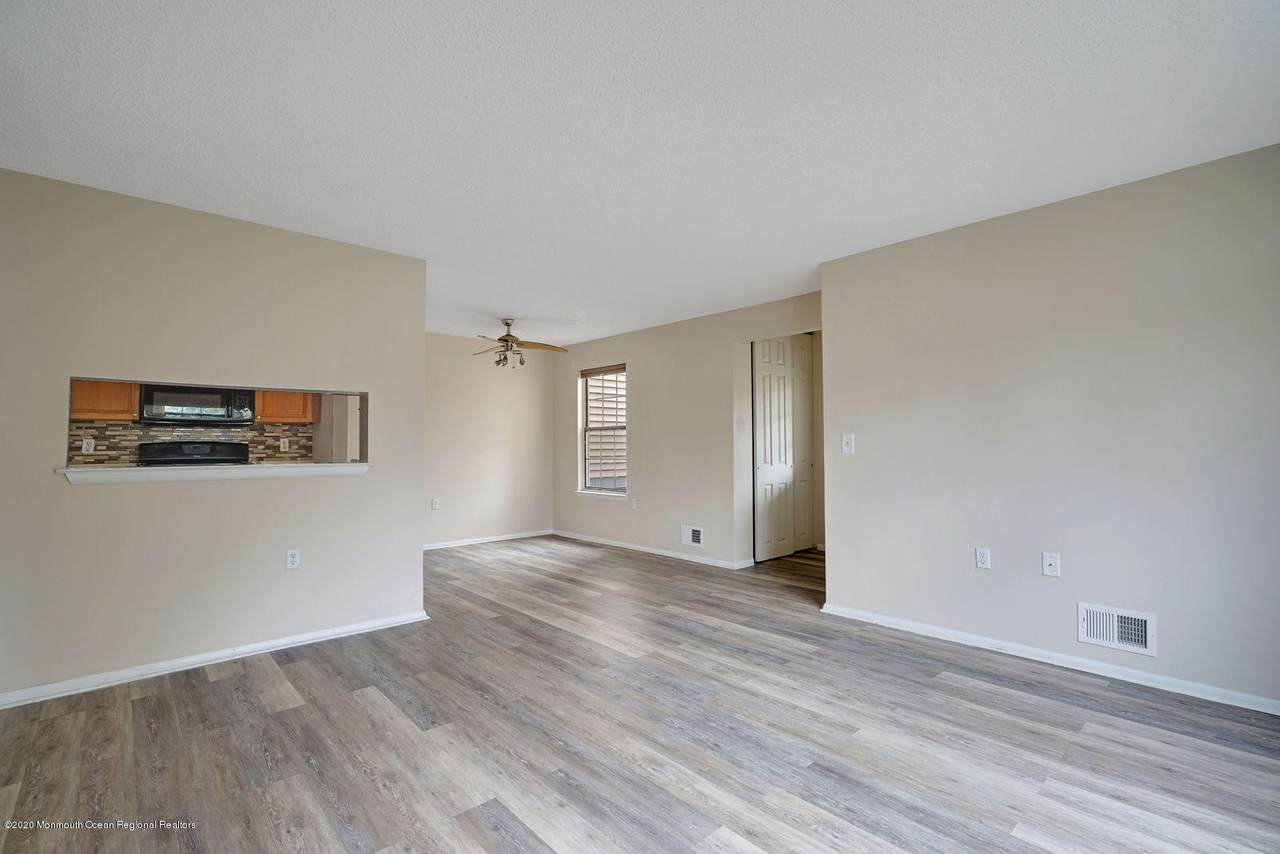 602 Bromelia Court - Photo 1