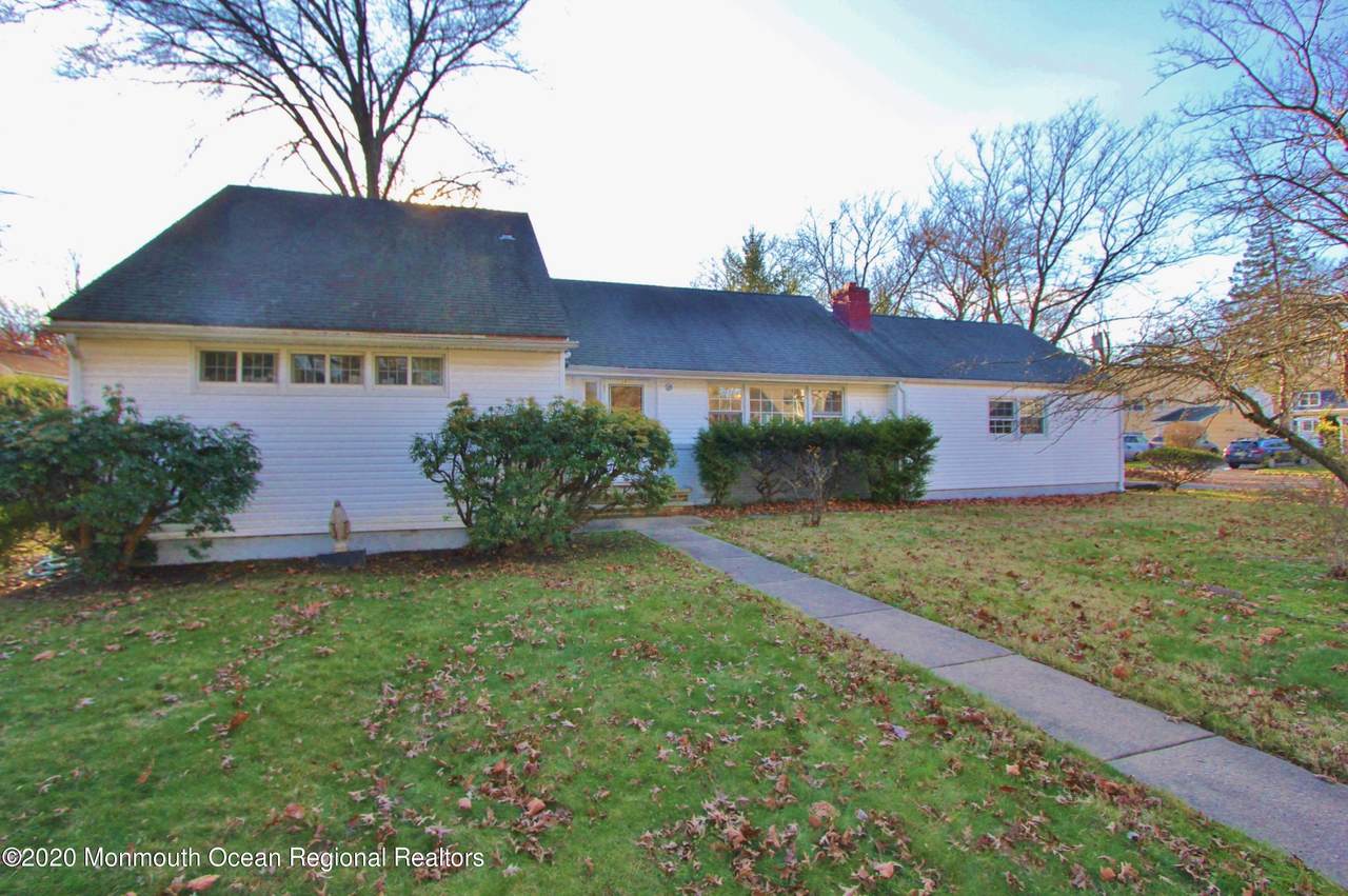 260 Eton Place - Photo 1