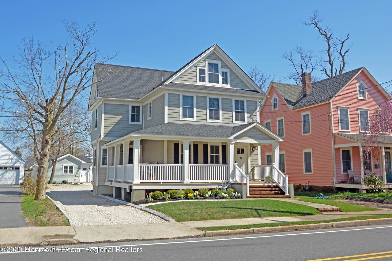 906 Arnold Avenue - Photo 1