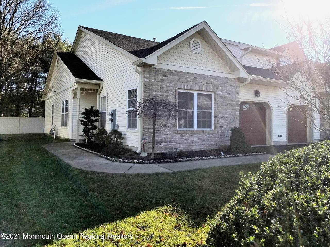 72 Riva Boulevard - Photo 1
