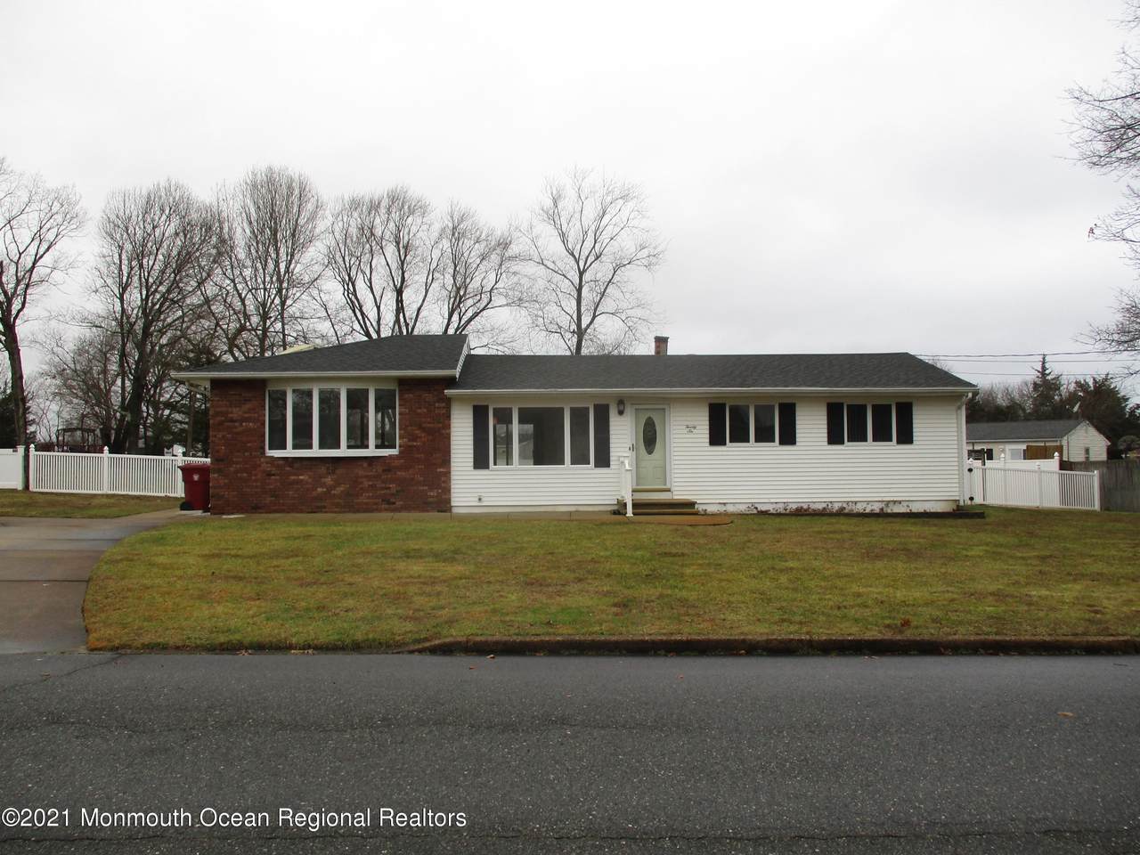 26 Gerald Place - Photo 1