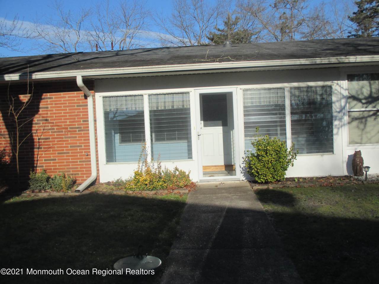 102B Edinburgh Lane - Photo 1