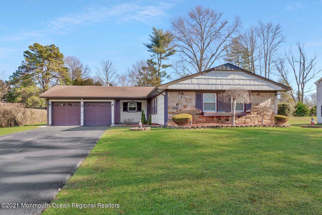 6 Woodford Lane - Photo 1