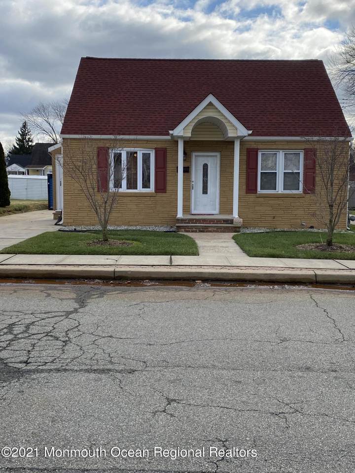 22 3rd Street - Photo 1