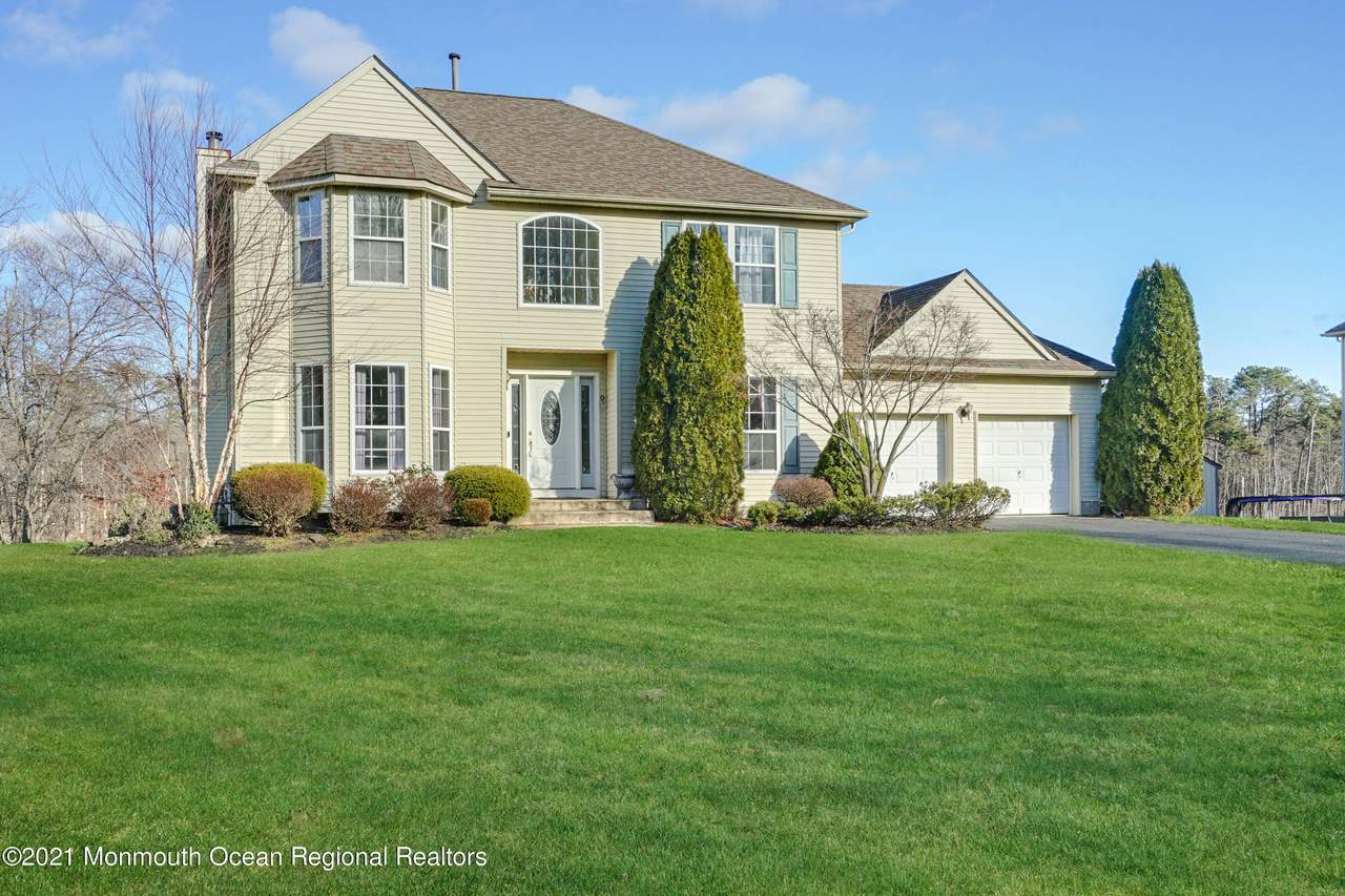 17 Cottonwood Drive - Photo 1