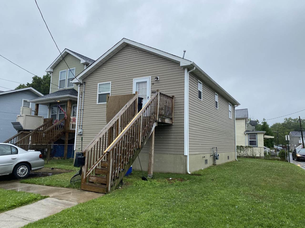 39 Forest Avenue - Photo 1