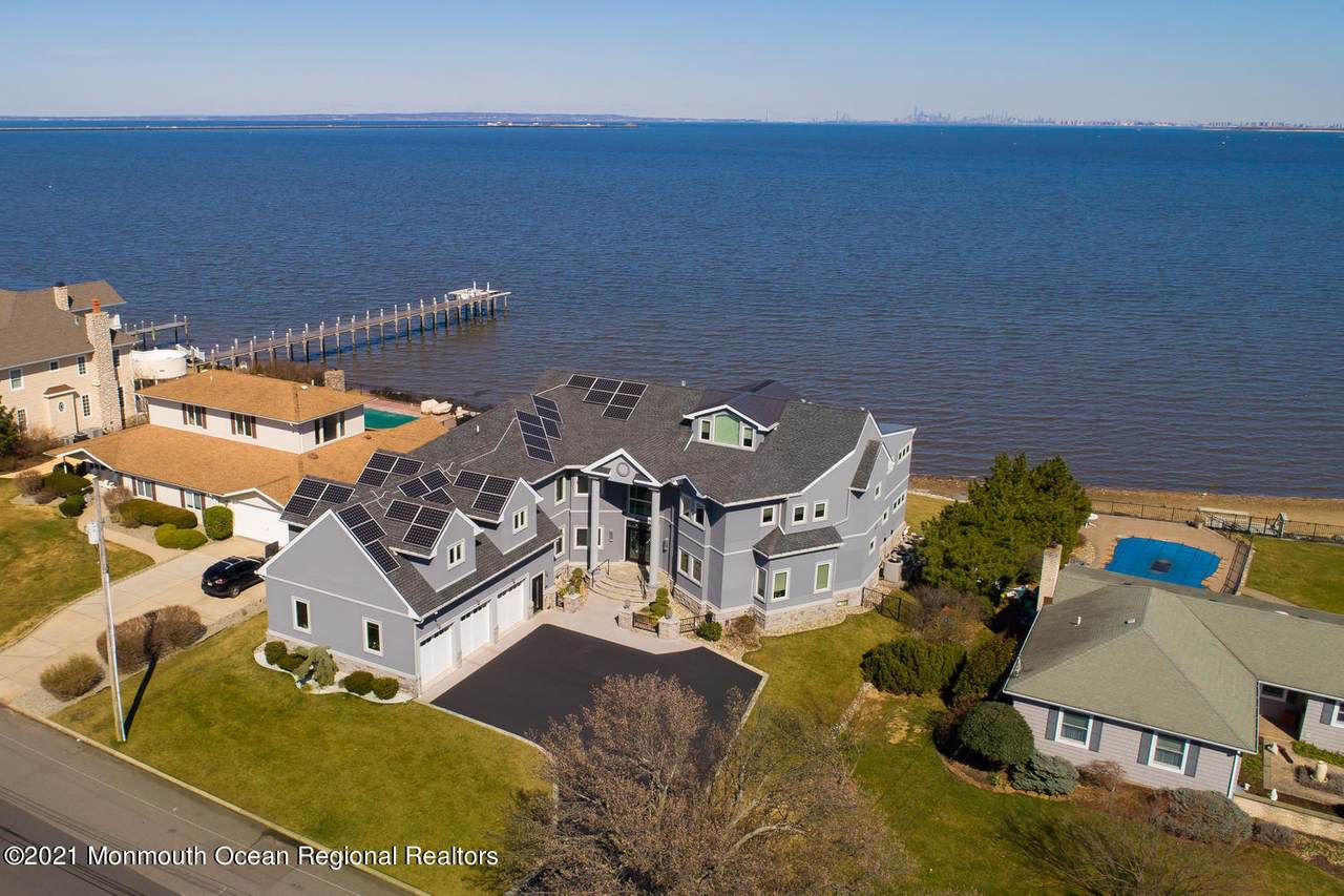 8 Harbor View Drive - Photo 1