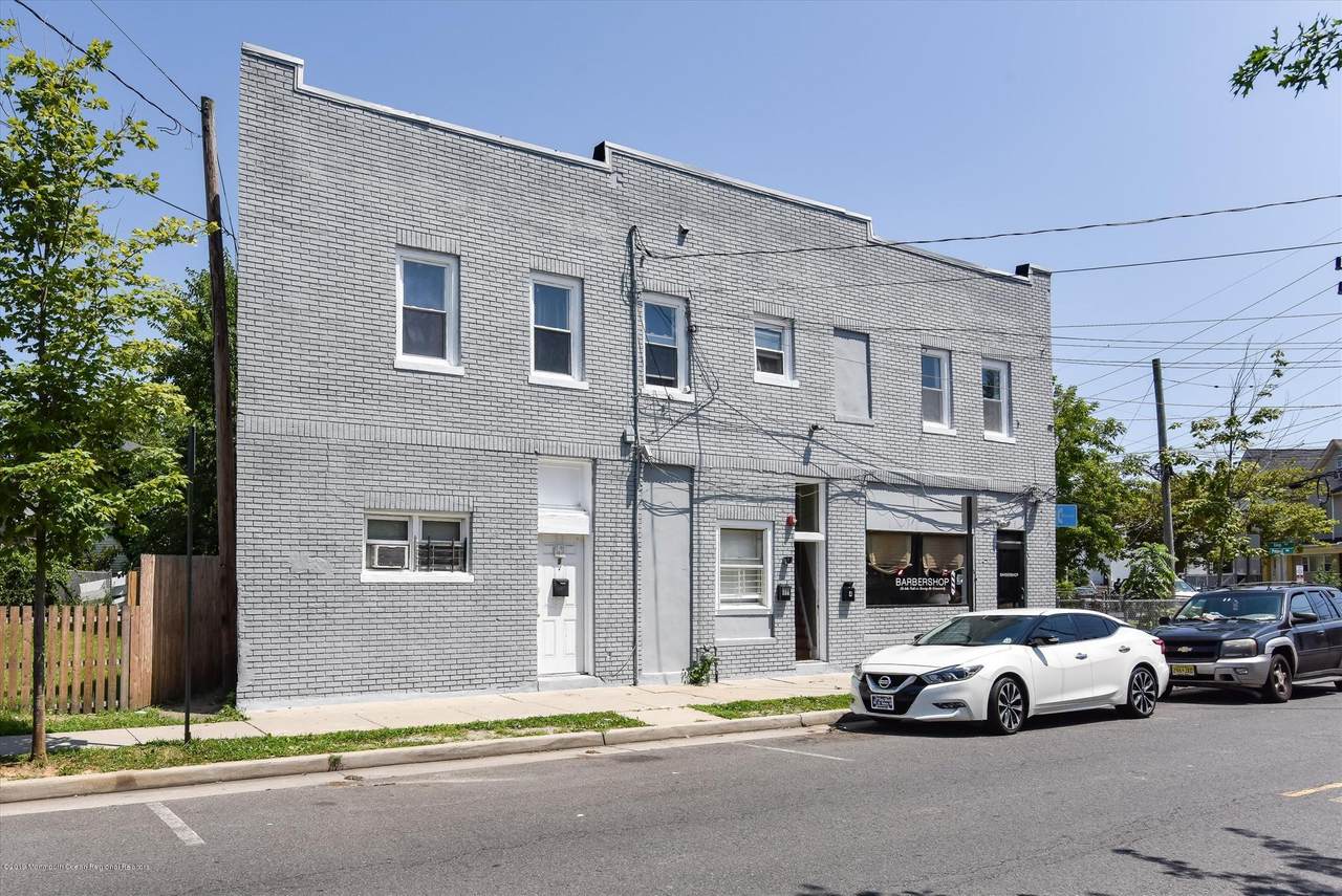 400 Prospect Avenue - Photo 1