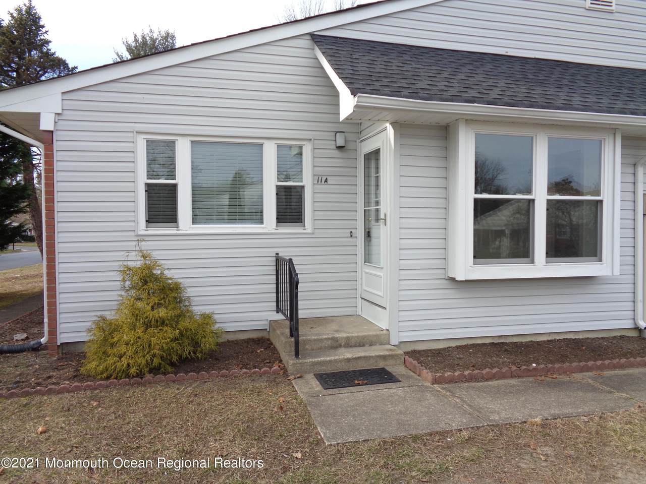 11 A Conestoga Drive - Photo 1