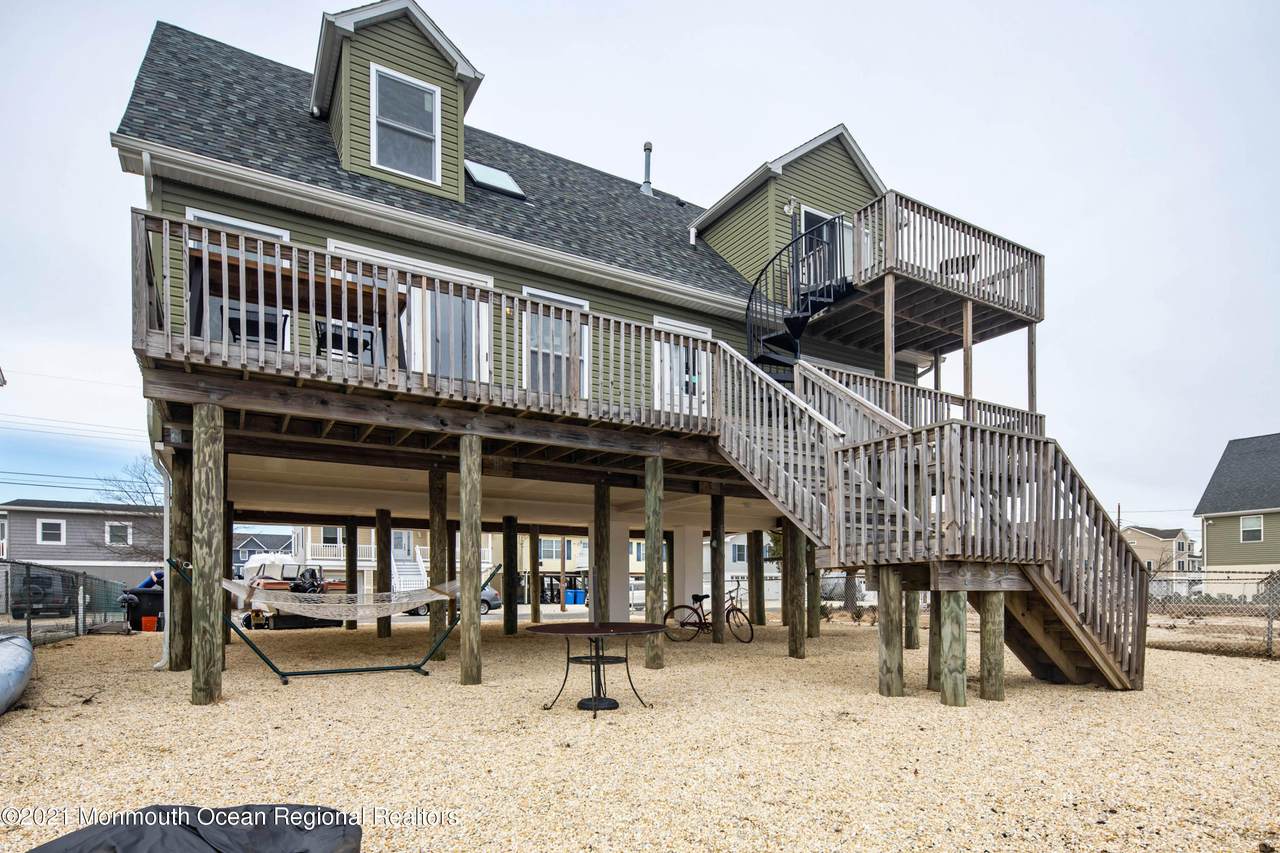 73 Sylvia Lane - Photo 1