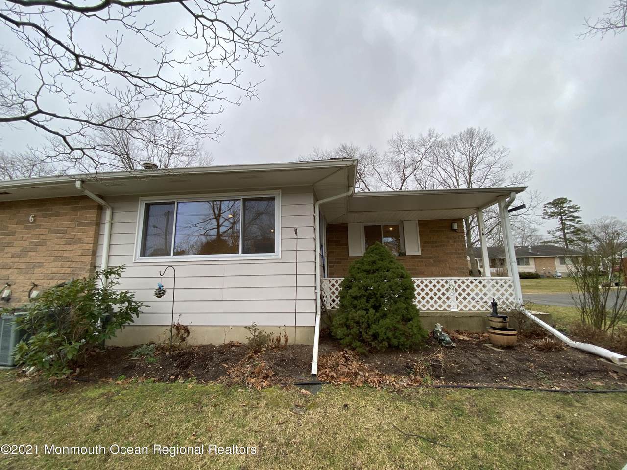 6 Blue Jay Street - Photo 1