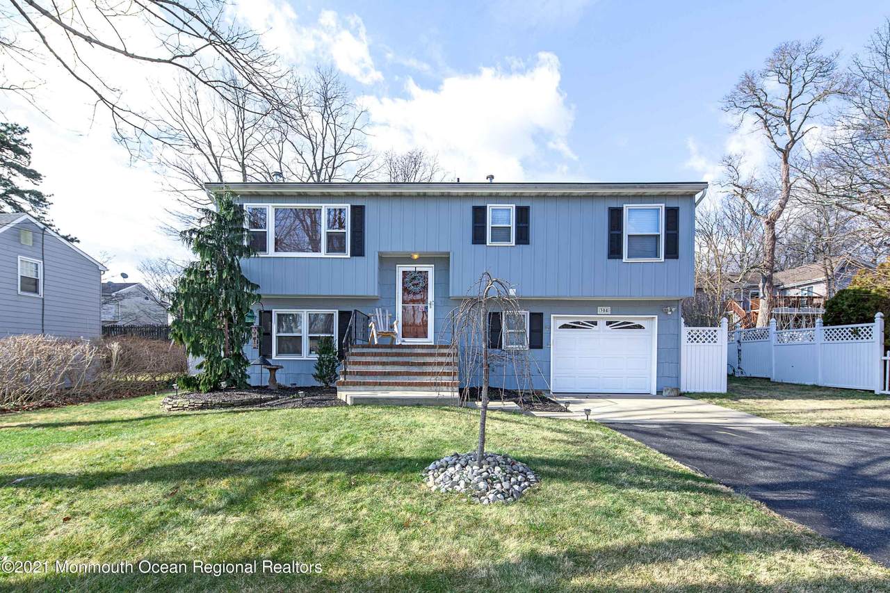 304 Dogwood Drive - Photo 1