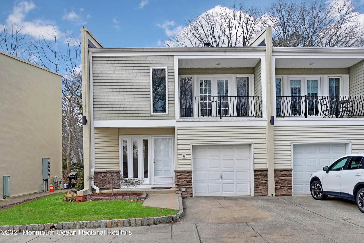 274 Bath Avenue - Photo 1