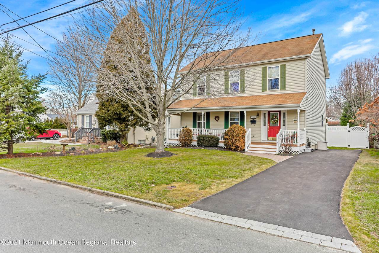 1208 New York Avenue - Photo 1
