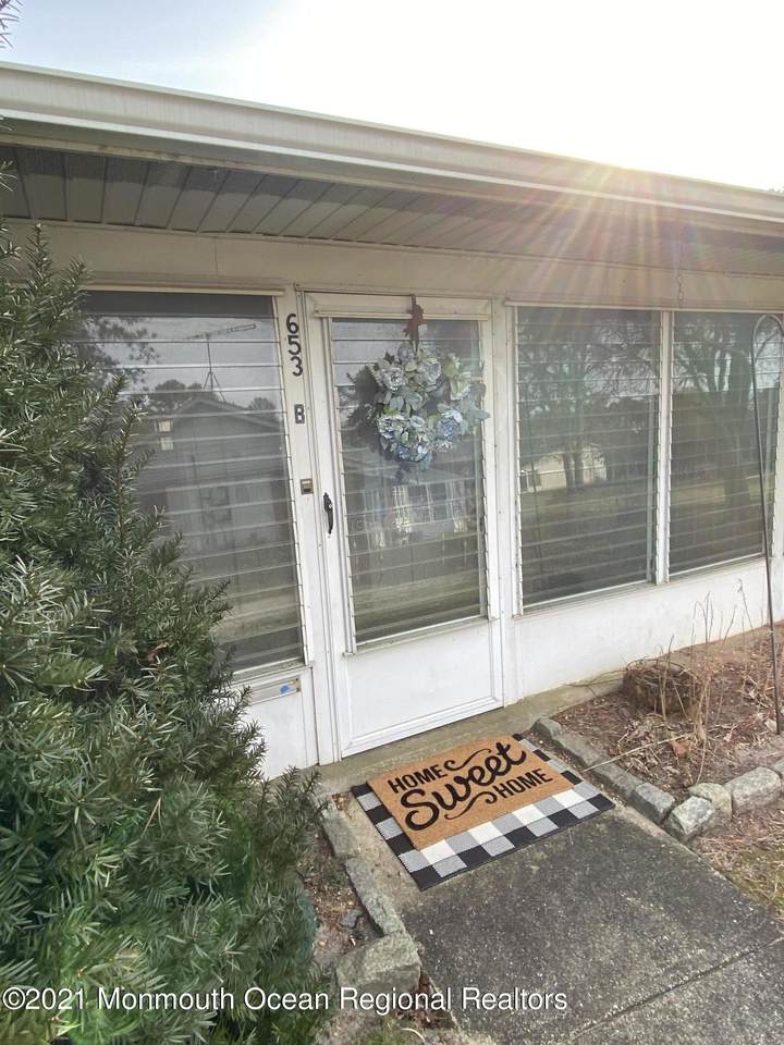 653B Plymouth Drive - Photo 1