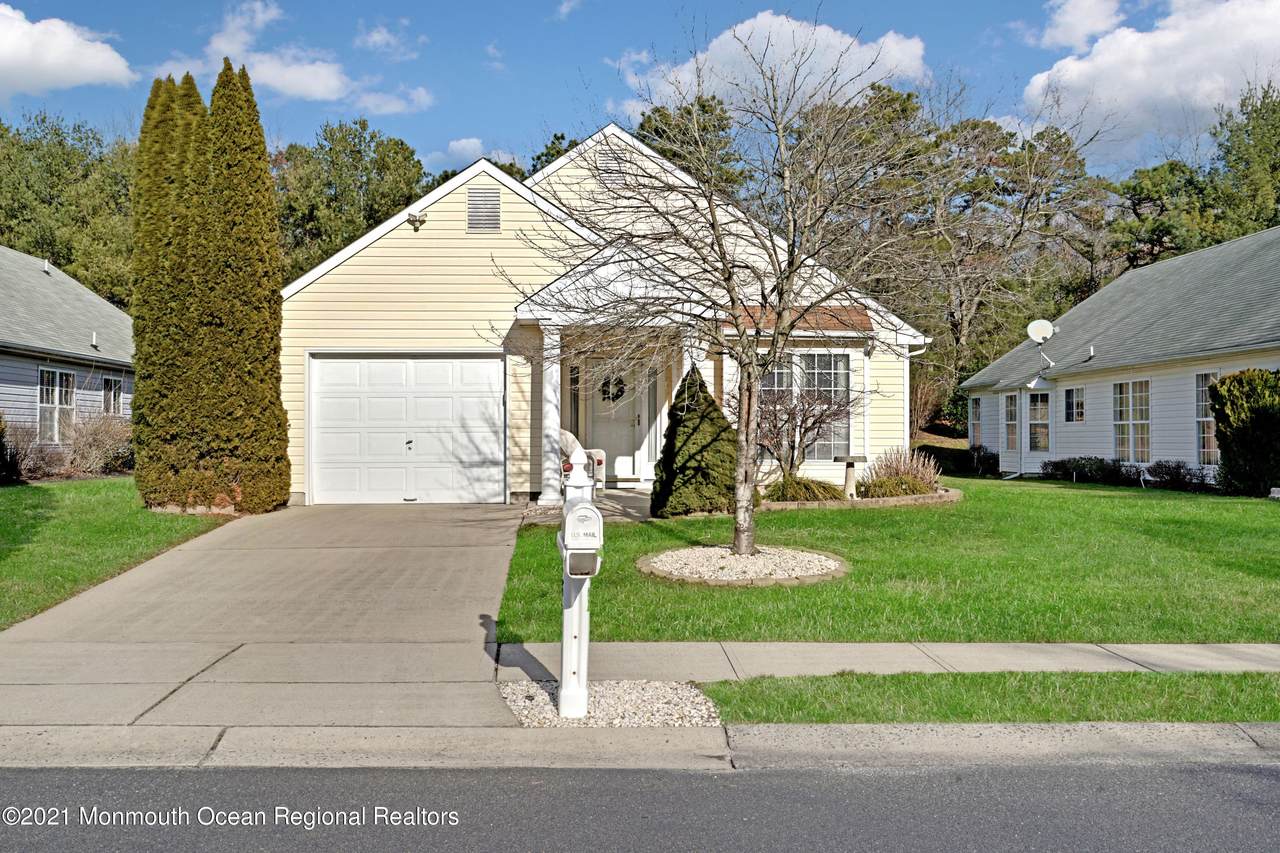 589 Waterford Drive - Photo 1
