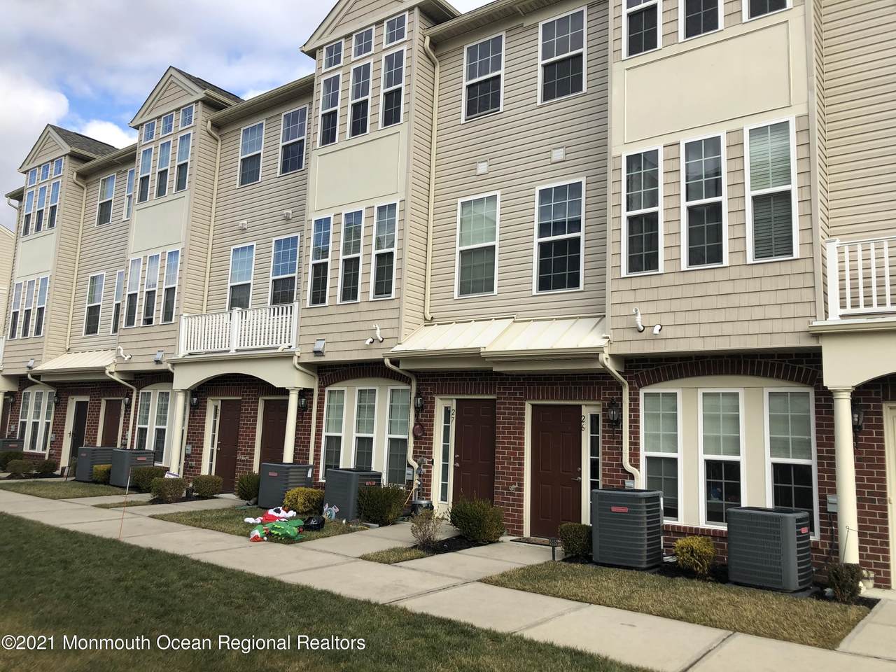 28 Kyle Drive - Photo 1