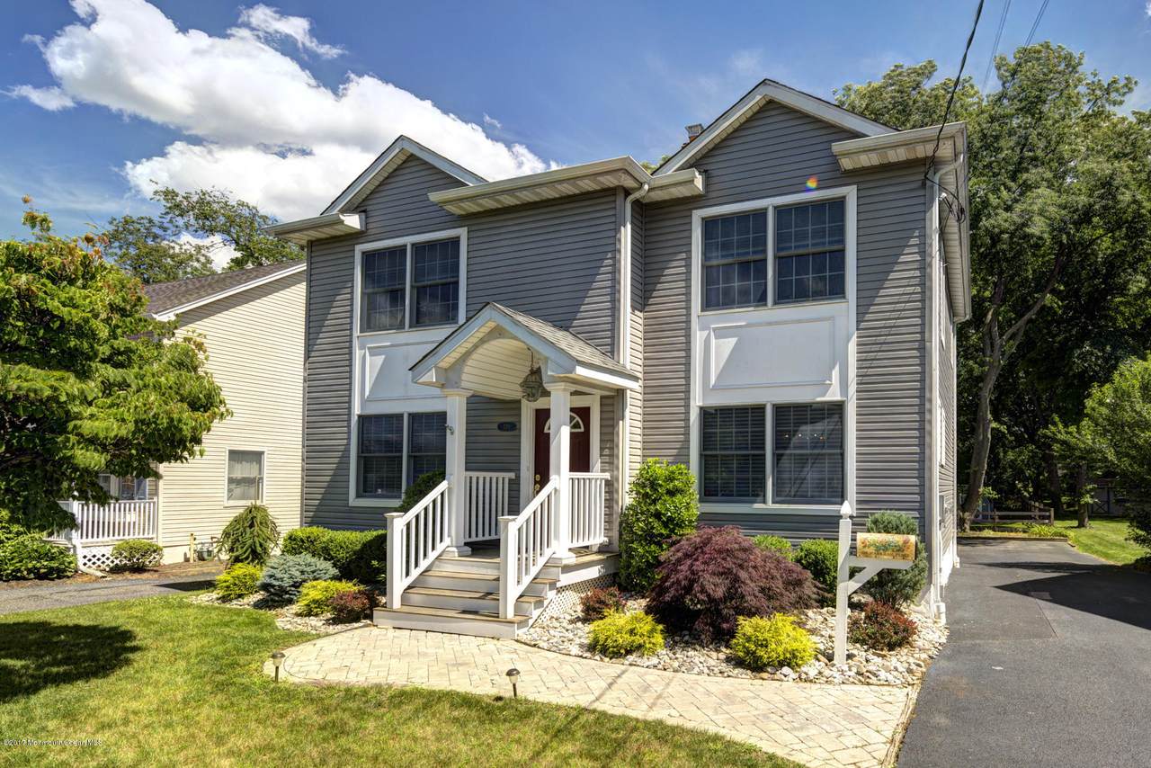 120 Markham Place - Photo 1