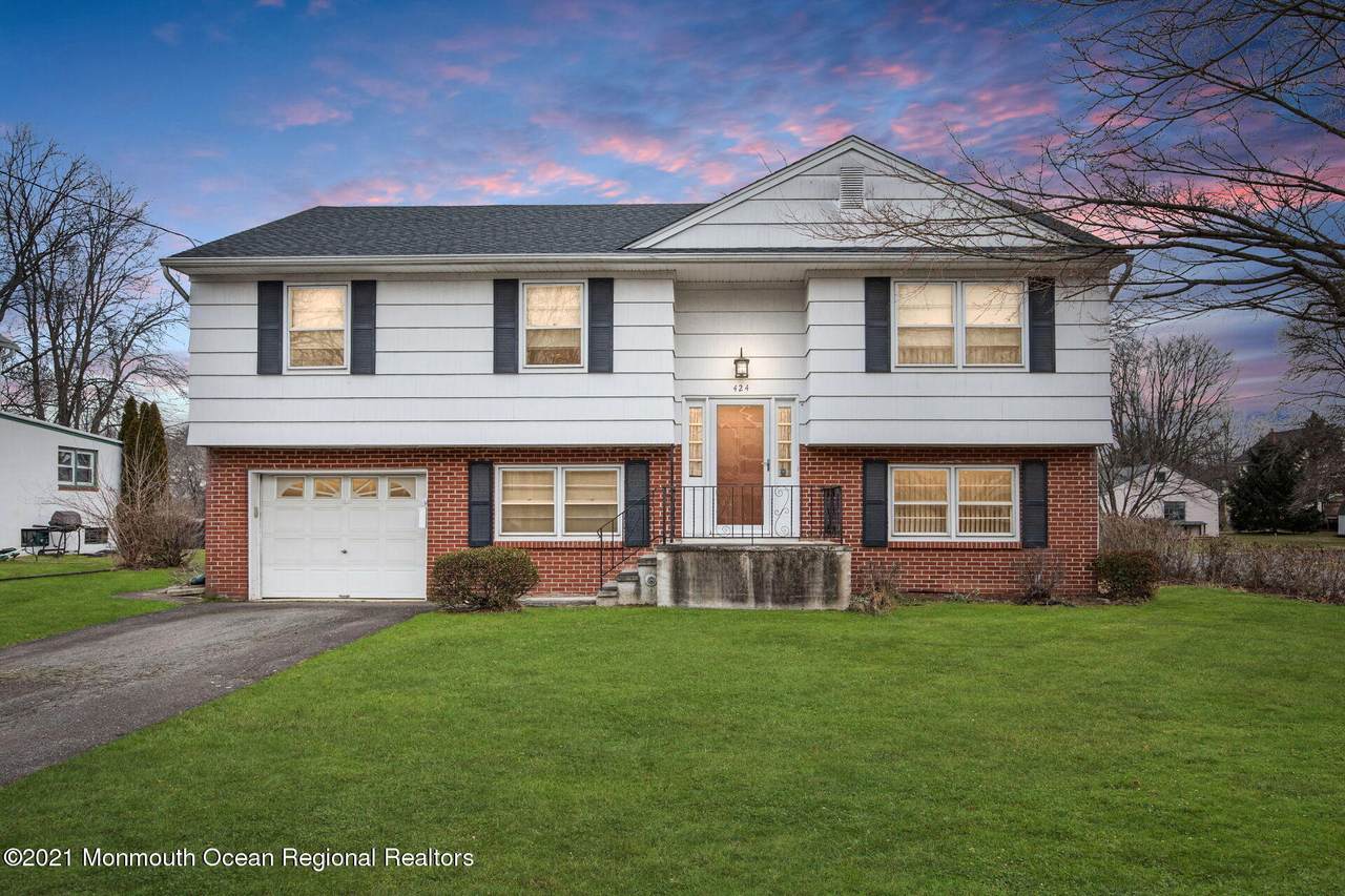 424 Smith Court - Photo 1