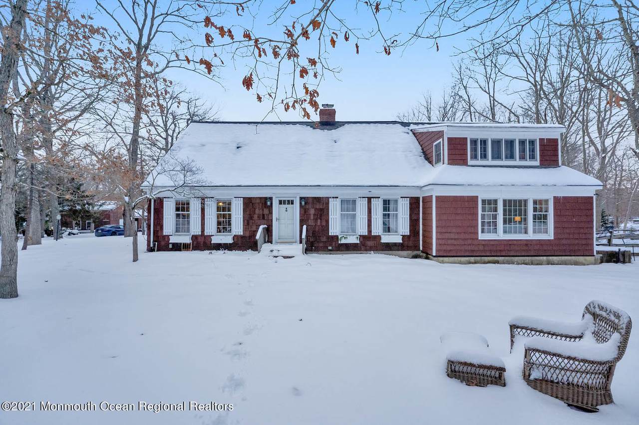 211 Georgia Road - Photo 1