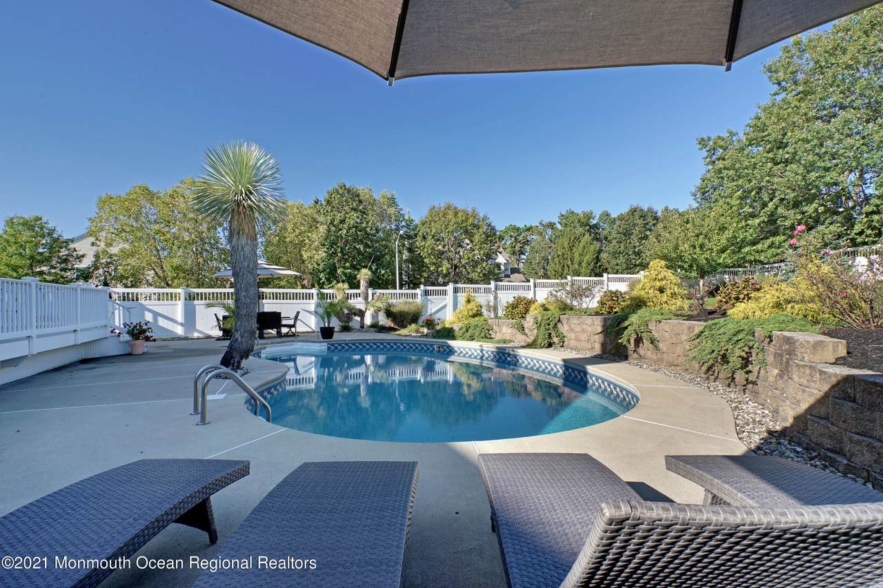 2427 Forest Circle - Photo 1