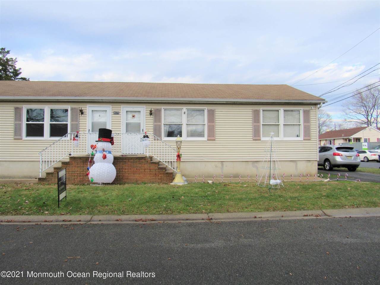 2075 Excelsior Avenue - Photo 1