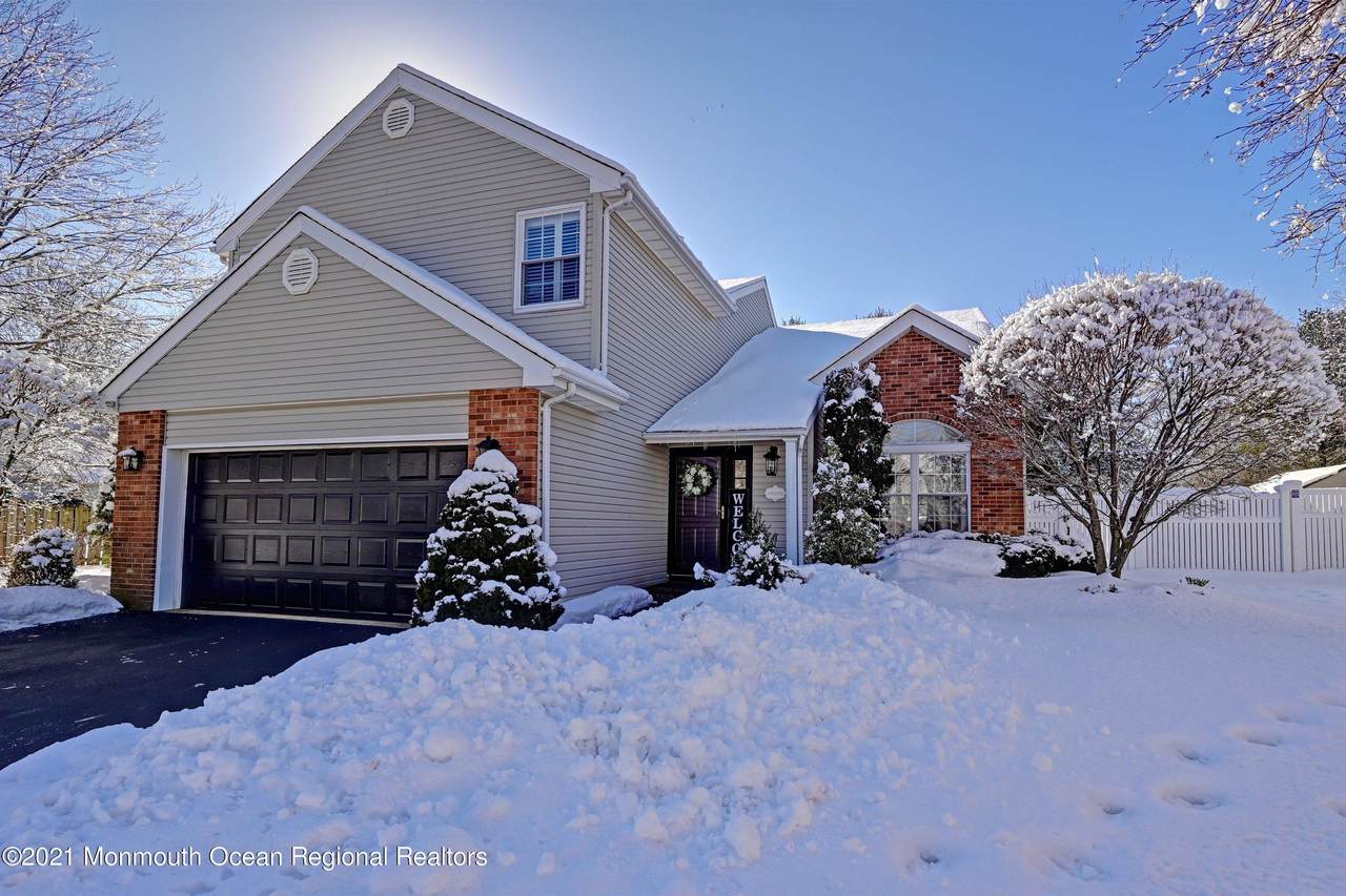 7 Neville Drive - Photo 1