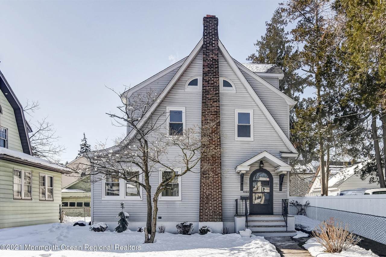 1022 Elmer Place - Photo 1