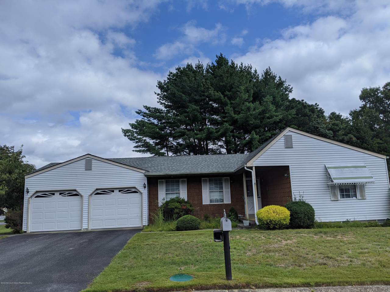 17 Amherst Road - Photo 1