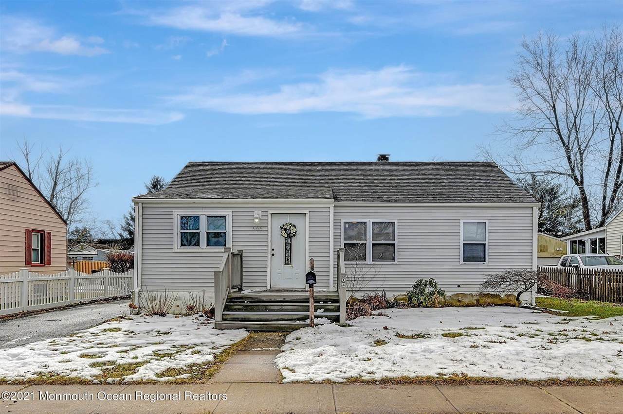 606 Chestnut Street - Photo 1