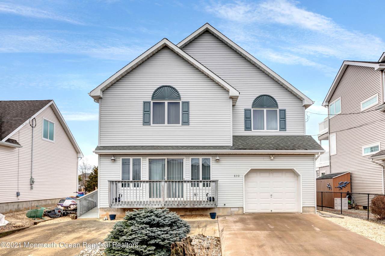 830 Sandpiper Drive - Photo 1