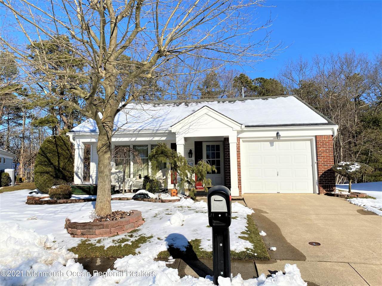 1669 Wisteria Court - Photo 1