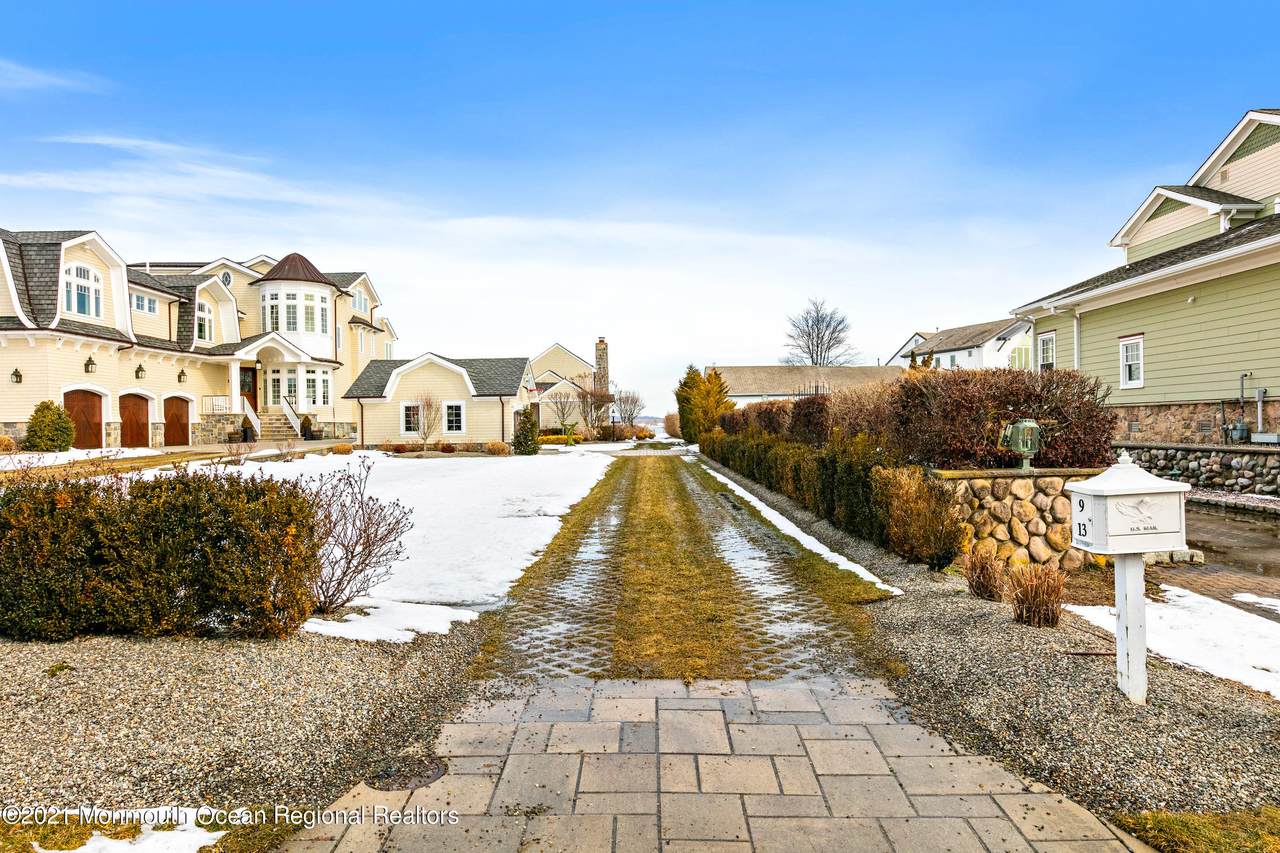 9 Pocano Avenue - Photo 1