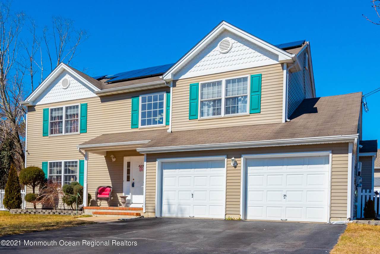 641 Commonwealth Boulevard - Photo 1