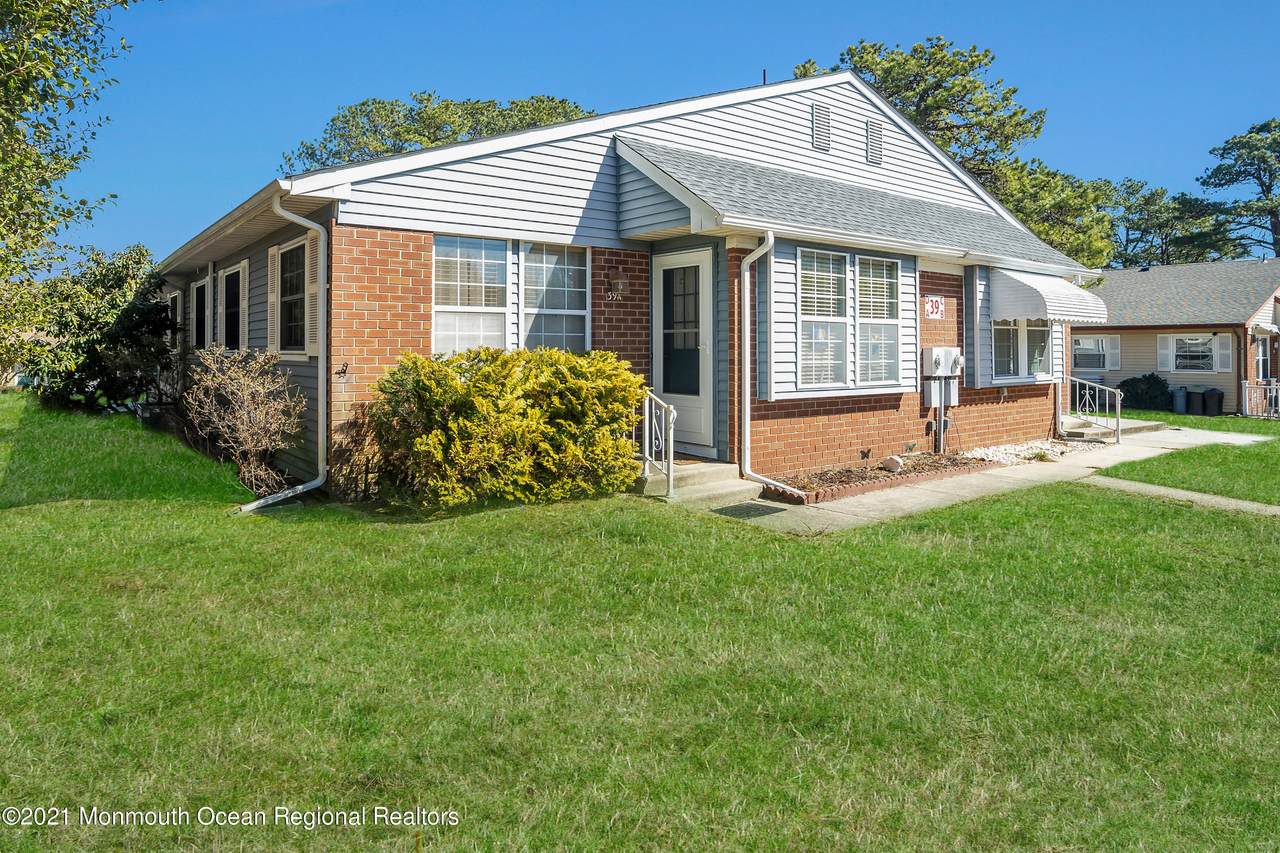 39A Stonybrook Road - Photo 1