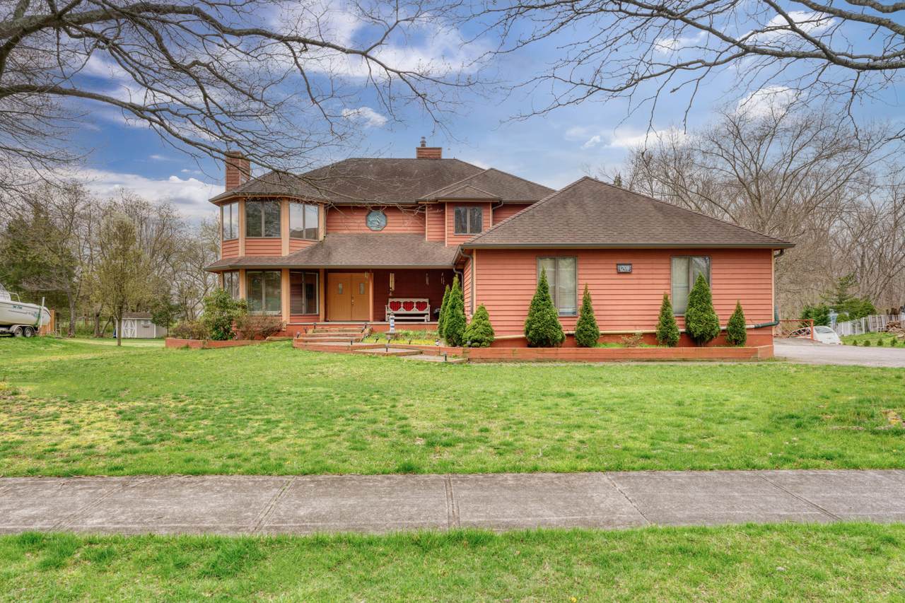 1708 Choir Court - Photo 1